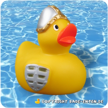 Badeente Ritter Siegfried mit Axt